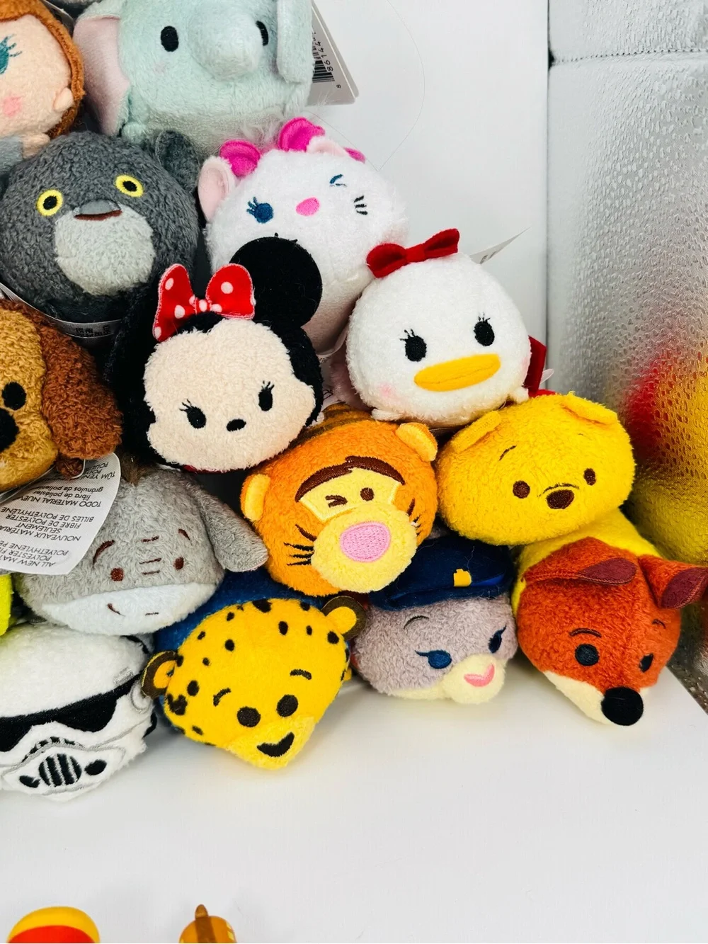 Disney Tsum Tsum Lot Of 27 Plush 3 Inch + 3 Figures Star Wars Marvel